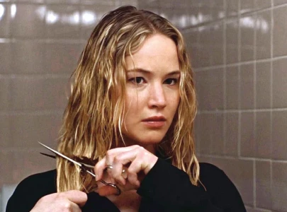 scissors tears and bangs