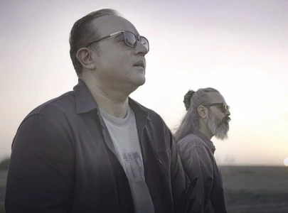 head back in time with mera sara tu head back in time with mera sara tu