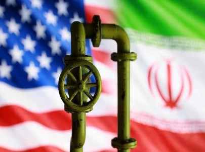 oil rises 1 on us iran deal doubts
