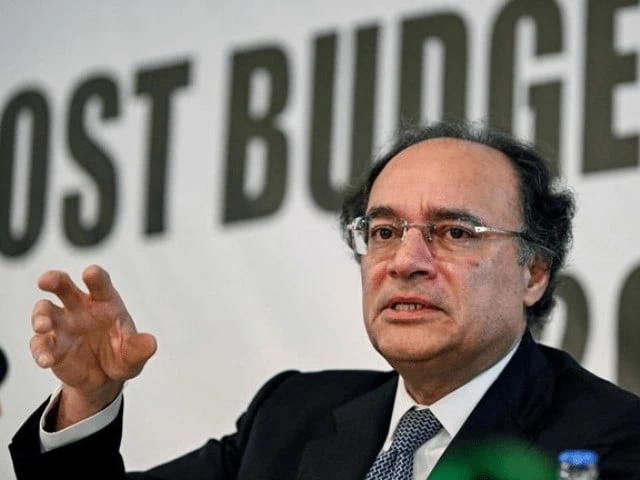 FinMin, British envoy explore reforms