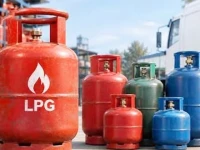 lpg hits rs550 kg as price spiral deepens