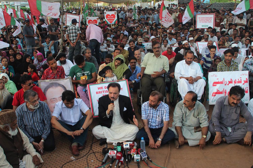 some leaders from the ppp and other parties have also joined the mqm sit in photo express mohammad noman