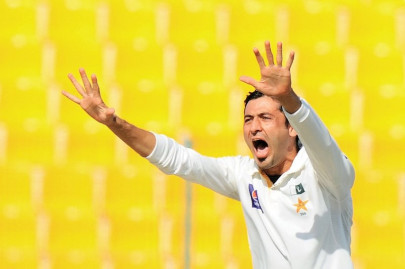 younus demoted junaid on the rise