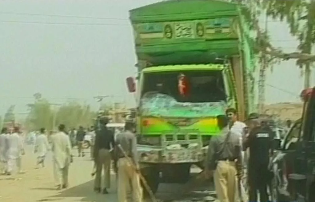 express news screengrab of the collision in sukkur express news screengrab of the collision in sukkur