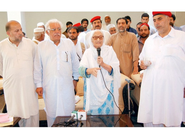 anp w chief begum nasim wali addresses party workers photo nni anp w chief begum nasim wali addresses party workers photo nni