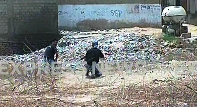 express news screengrab of asf personnel taking position after the fresh attack near karachi airport