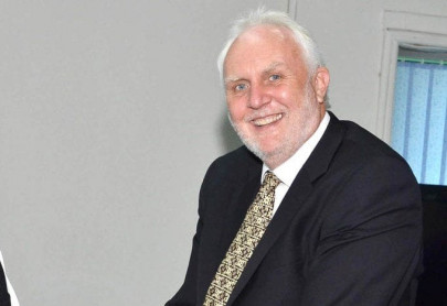 australia seeks cooperation in services