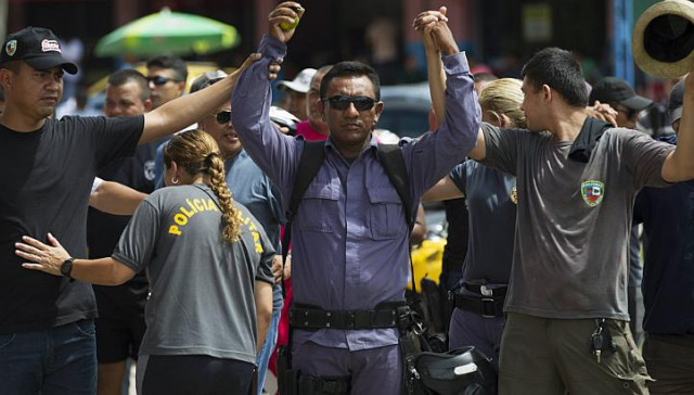 quot we have provided a minimum service for the public notably at airports but we are going to stop during the world cup if the government doesn 039 t provide a satisfactory response quot warns brazilian police union leader photo reuters quot we have provided a minimum service for the public notably at airports but we are going to stop during the world cup if the government doesn 039 t provide a satisfactory response quot warns brazilian police union leader photo reuters