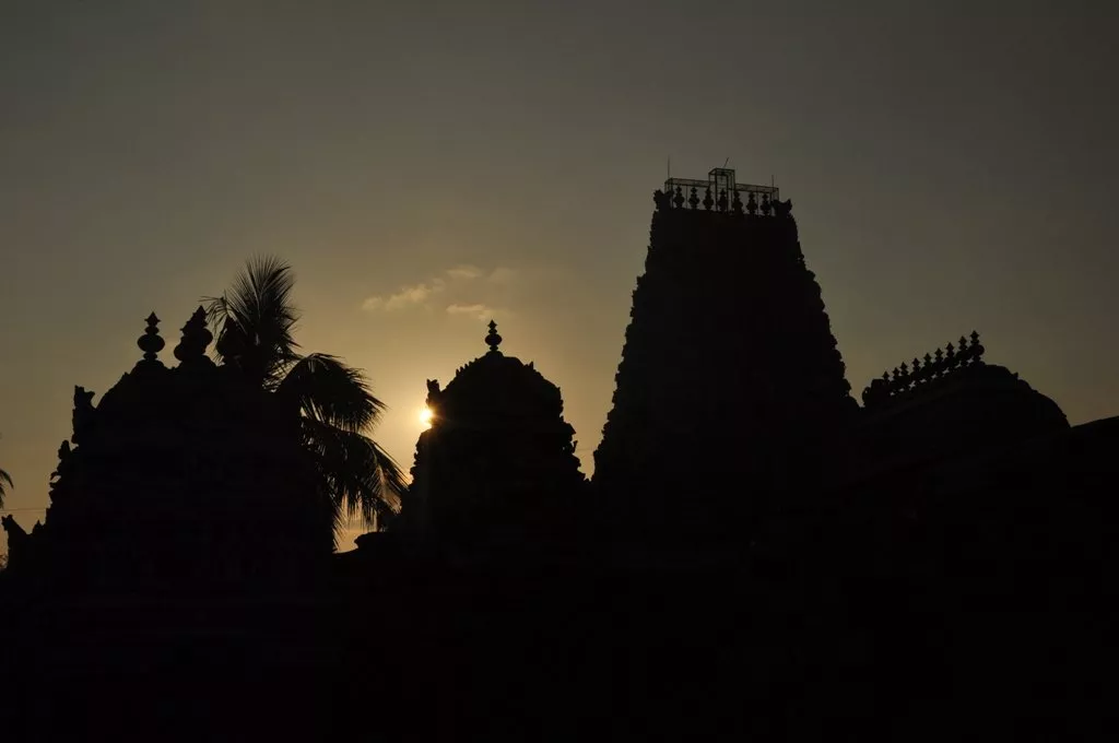 the petitioner submitted that the house was bought by a non muslim in 2011 and was then converted into a temple photo file the petitioner submitted that the house was bought by a non muslim in 2011 and was then converted into a temple photo file