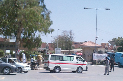 in sweltering heat patients visitors suffer as pm visits pims in sweltering heat patients visitors suffer as pm visits pims