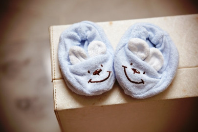 unable to afford delivery parents sell twins to hospital in gujrat