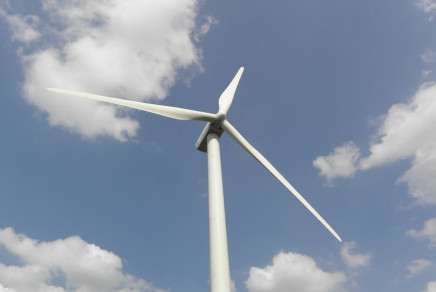 in the long run an alternative energy source in the form of wind would have benefits for our pollution filled environment as it would reduce the amount of greenhouse gas emissions photo file