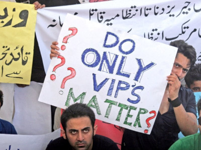 cmmustresign trending sweltering heat clich d speeches and the gripe goes on cmmustresign trending sweltering heat clich d speeches and the gripe goes on