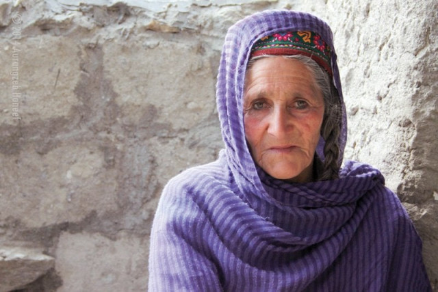 in 1992 bibi was awarded the prestigious presidential pride of performance award for keeping the delicate art of do sutti karhai alive in the region photos aurangzeb haneef express in 1992 bibi was awarded the prestigious presidential pride of performance award for keeping the delicate art of do sutti karhai alive in the region photos aurangzeb haneef express