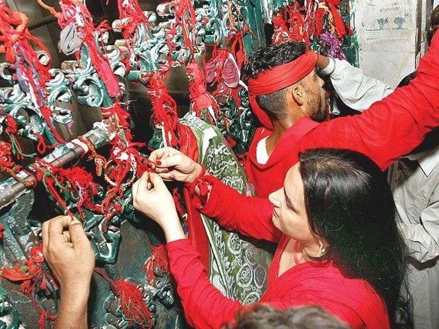 thousands of devotees have gathered at sehwan for the 762nd urs celebrations photo app thousands of devotees have gathered at sehwan for the 762nd urs celebrations photo app