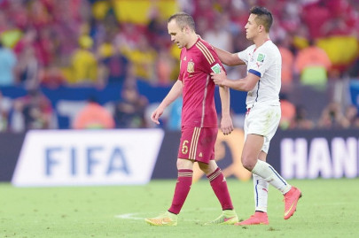 spain s glittering era undone by chile