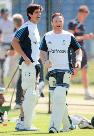 england will hope cook and ian bell in line to play his 100th test make big scores in leeds photo reuters england will hope cook and ian bell in line to play his 100th test make big scores in leeds photo reuters