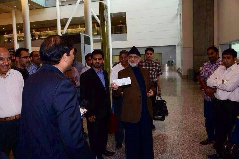 dr tahirul qadri before his departure from canada for pakistan photo courtesy dr tahirul qadri facebook page