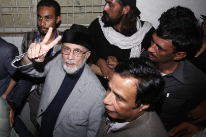 i will go to war with the sharif brothers says qadri i will go to war with the sharif brothers says qadri