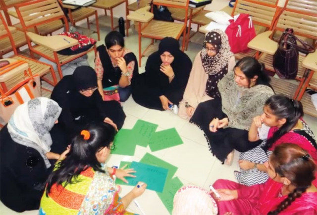 there is now a growing global trend in increased volunteer youth mobilisation to help create inclusive and sustainable cities photos farhan anwar there is now a growing global trend in increased volunteer youth mobilisation to help create inclusive and sustainable cities photos farhan anwar