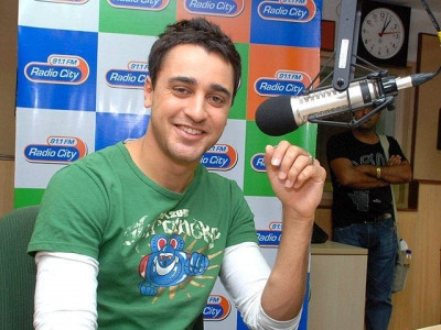 daughter will keep actor imran khan on his toes daughter will keep actor imran khan on his toes