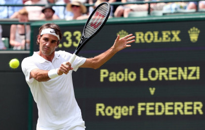 federer into wimbledon second round