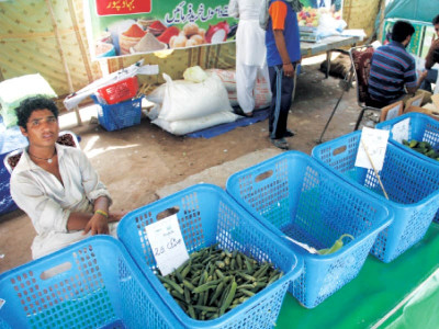 ineffectual endeavour ramazan bazaars leave hundreds disappointed ineffectual endeavour ramazan bazaars leave hundreds disappointed