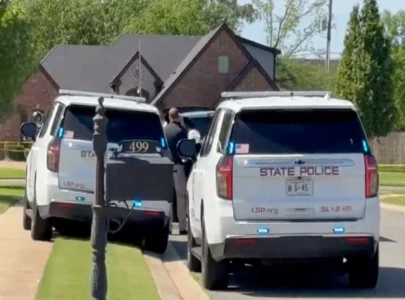 uk police arrest seven over high end shoplifting plot