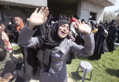 fresh clashes israel air strikes kill eight palestinians