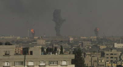 israel launches military offensive against gaza militants