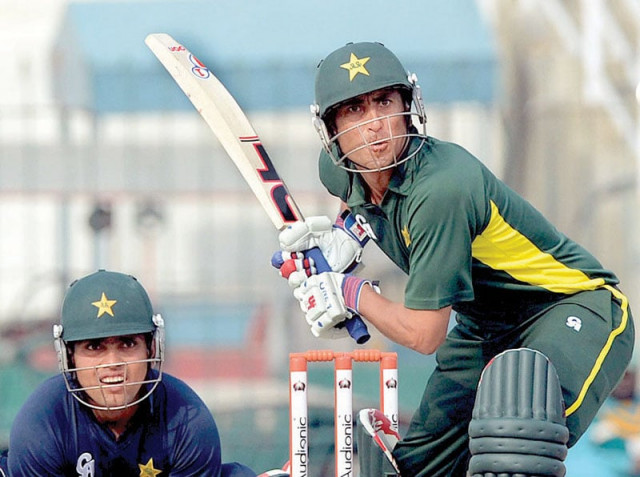 younus called back to one day team younus called back to one day team