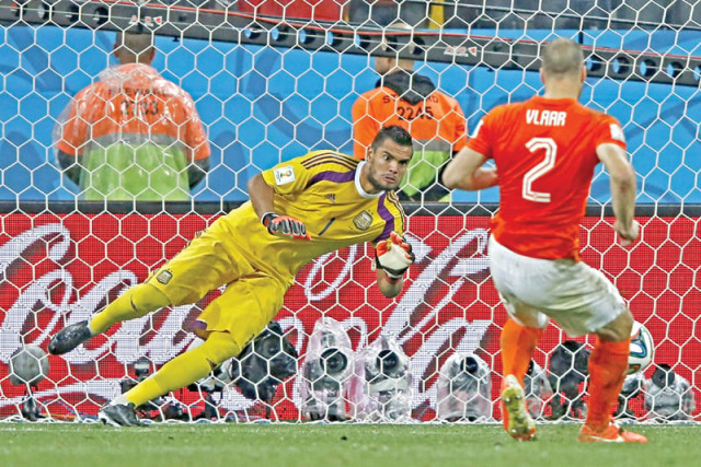 marching to the final heroic romero spearheads argentina s win marching to the final heroic romero spearheads argentina s win