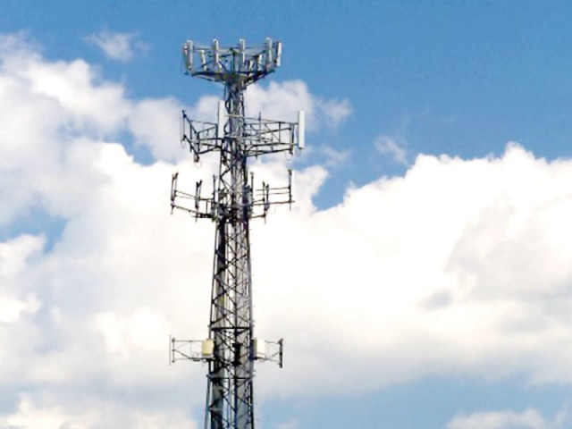 record high mobile phone subscriptions spike up to 140m record high mobile phone subscriptions spike up to 140m