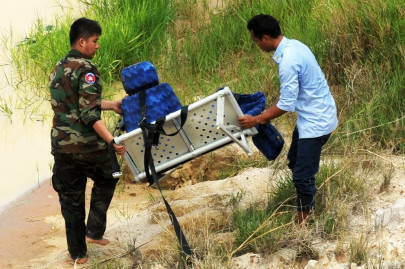 five dead in cambodian military helicopter crash