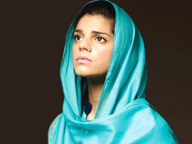 sanam saeed wins hearts across the border