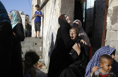 israel hamas agree gaza humanitarian aid truce israel hamas agree gaza humanitarian aid truce