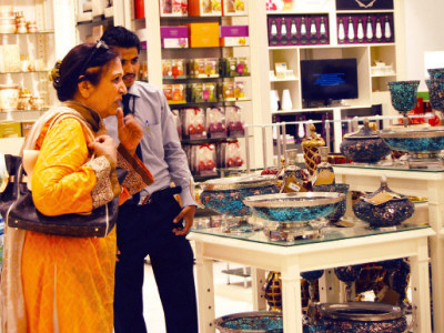 launch upscale stores open new outlets launch upscale stores open new outlets