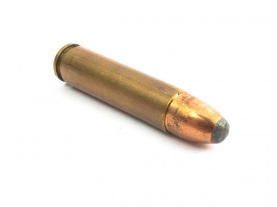 encounter airport police gun down robber encounter airport police gun down robber