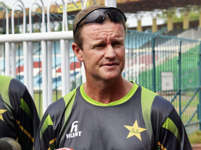 grant flower up for pakistan batting challenge