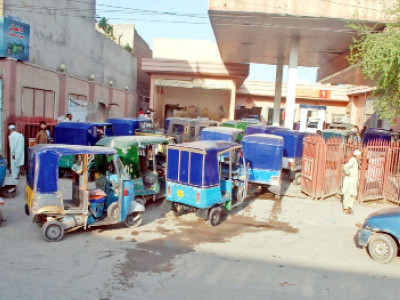 missing commodity closed cng stations bring traffic to a standstill