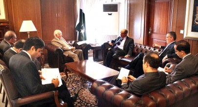 us special envoy discusses post election afghanistan with army chief