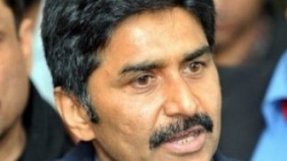 miandad questions new constitution