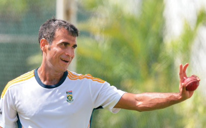 amla backs struggling tahir ahead of second test