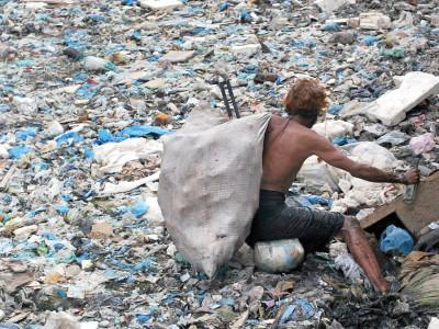 laying blame frustrated with complaints cm blames kmc for unhygienic city