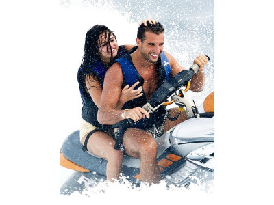 spotted selena gomez rides a jet ski with tommaso spotted selena gomez rides a jet ski with tommaso
