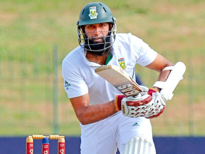 2nd test amla struggles to bring south africa back on track