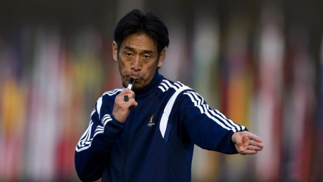 controversial japanese referee hits back controversial japanese referee hits back