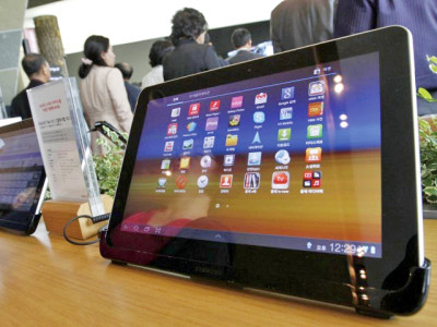 the telecom race huawei signs tablet deal with inovi technologies