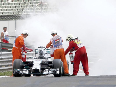 hungarian grand prix rosberg on pole as hamilton hopes go up in smoke