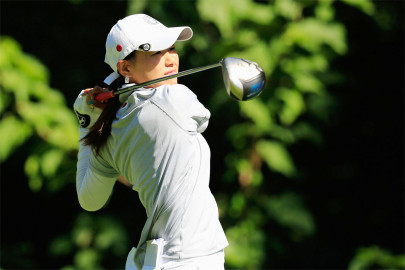 japan leads crown chase after fightback